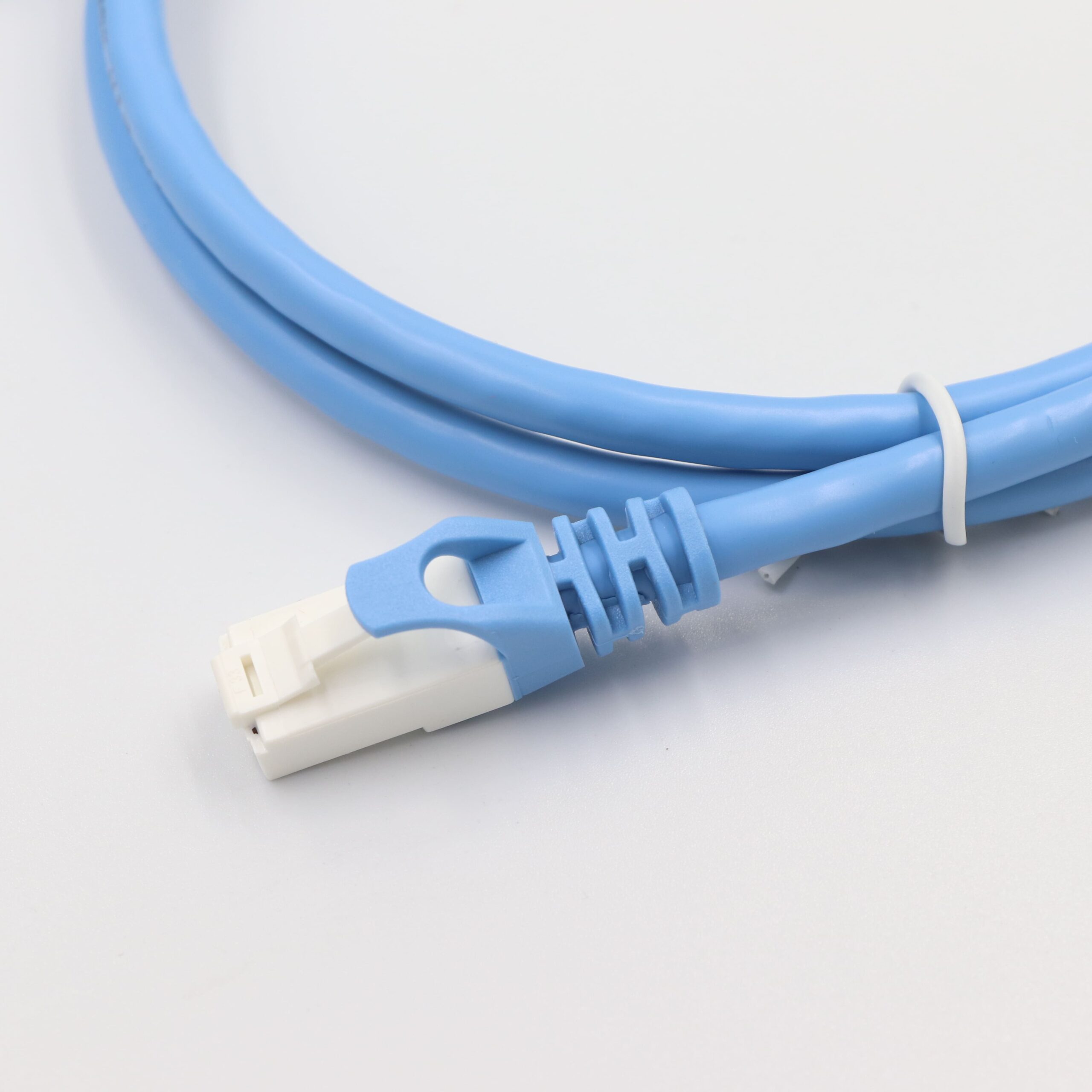 Cat6 UTP Ethernet Patch Cable - 1Gbps 250MHz Unshielded Round Network Cord with Customizable Molds, Colors, and Lengths Image 4 Internal Structure of Cat6 Unshielded Twisted Pair (UTP) Cable