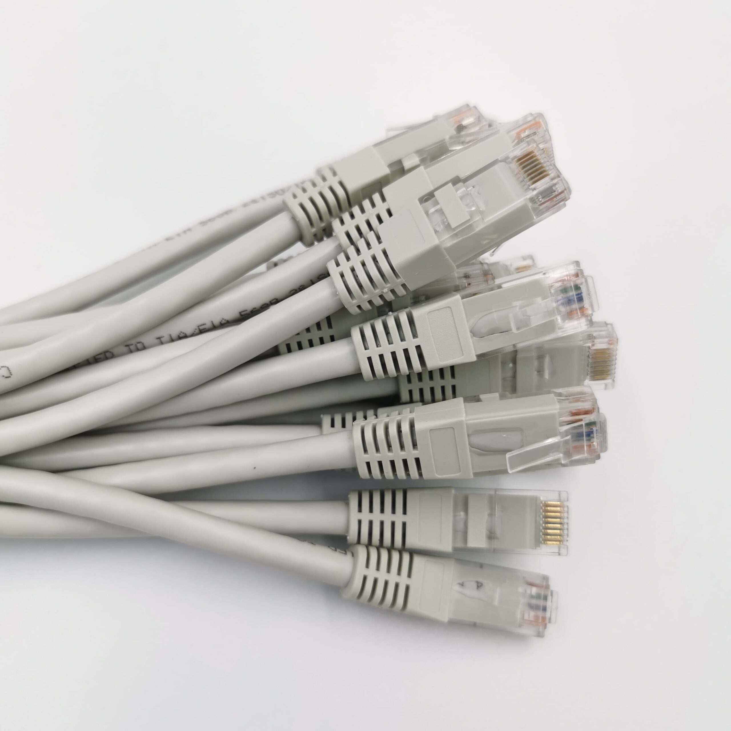 Cat6 UTP Ethernet Patch Cable - 1Gbps 250MHz Unshielded Round Network Cord with Customizable Molds, Colors, and Lengths Image 7 Cat6 UTP Ethernet Patch Cable 1Gbps High-Speed Round Cord