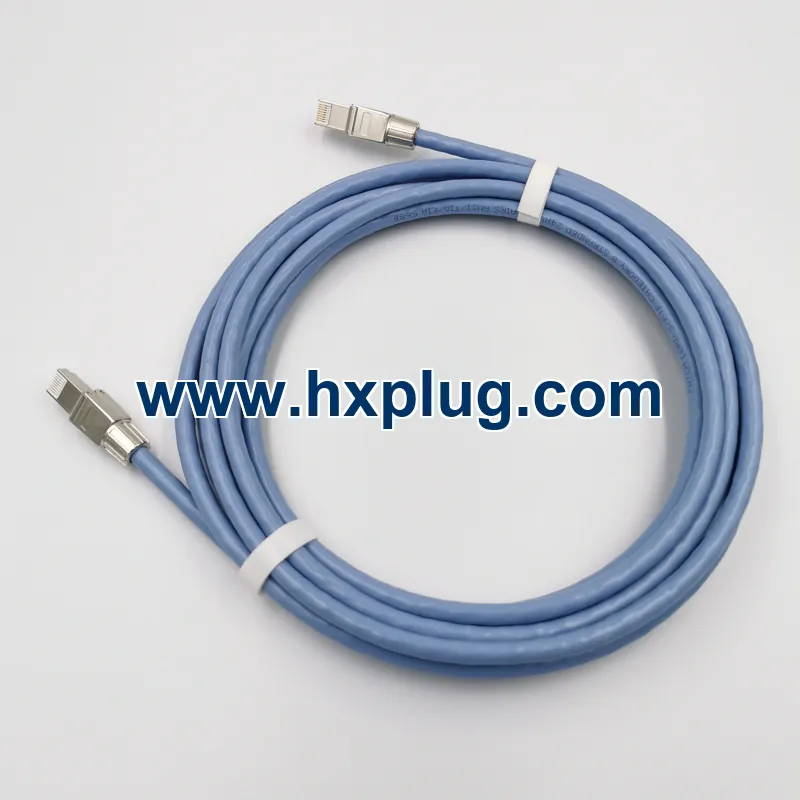 Versatile Cat8 Shielded Round Patch Cable for High-Fidelity 40Gbps Network Connections