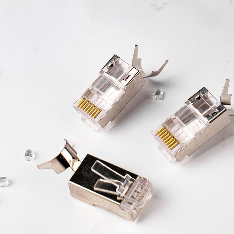 Cat7 Shielded RJ45 Connector - 1.5mm Ultra-Large Wire Hole Two-Piece Gold-Plated Copper Shell 8P8C Plug for 22AWG STP Cables Image 4 Two-Piece Cat7 RJ45 Design showing Load Bar and Gold-Plated Housing