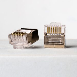 Cat5e shielded short body modular plug with metal casing