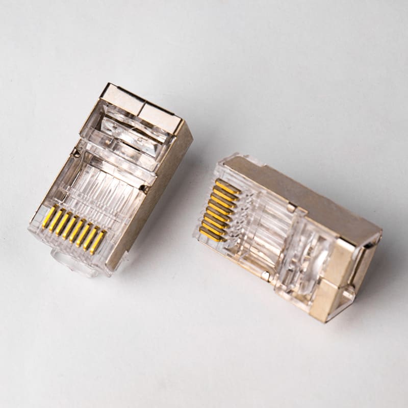 Cat6 Shielded Pass-Through RJ45 Connector - High-Performance Staggered 8P8C STP Modular Plug with 50μ" Gold Plating Image 3 Staggered Double-Row Internal Geometry of Cat6 STP Pass-Through Connector